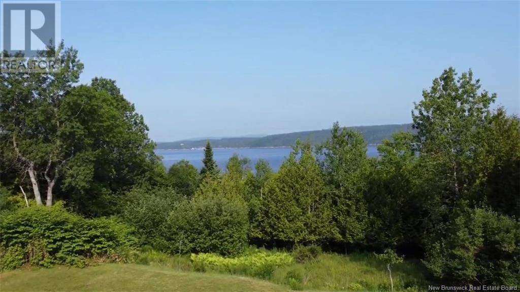 90 Crowley Rd, Saint John, NB E2K 5J1