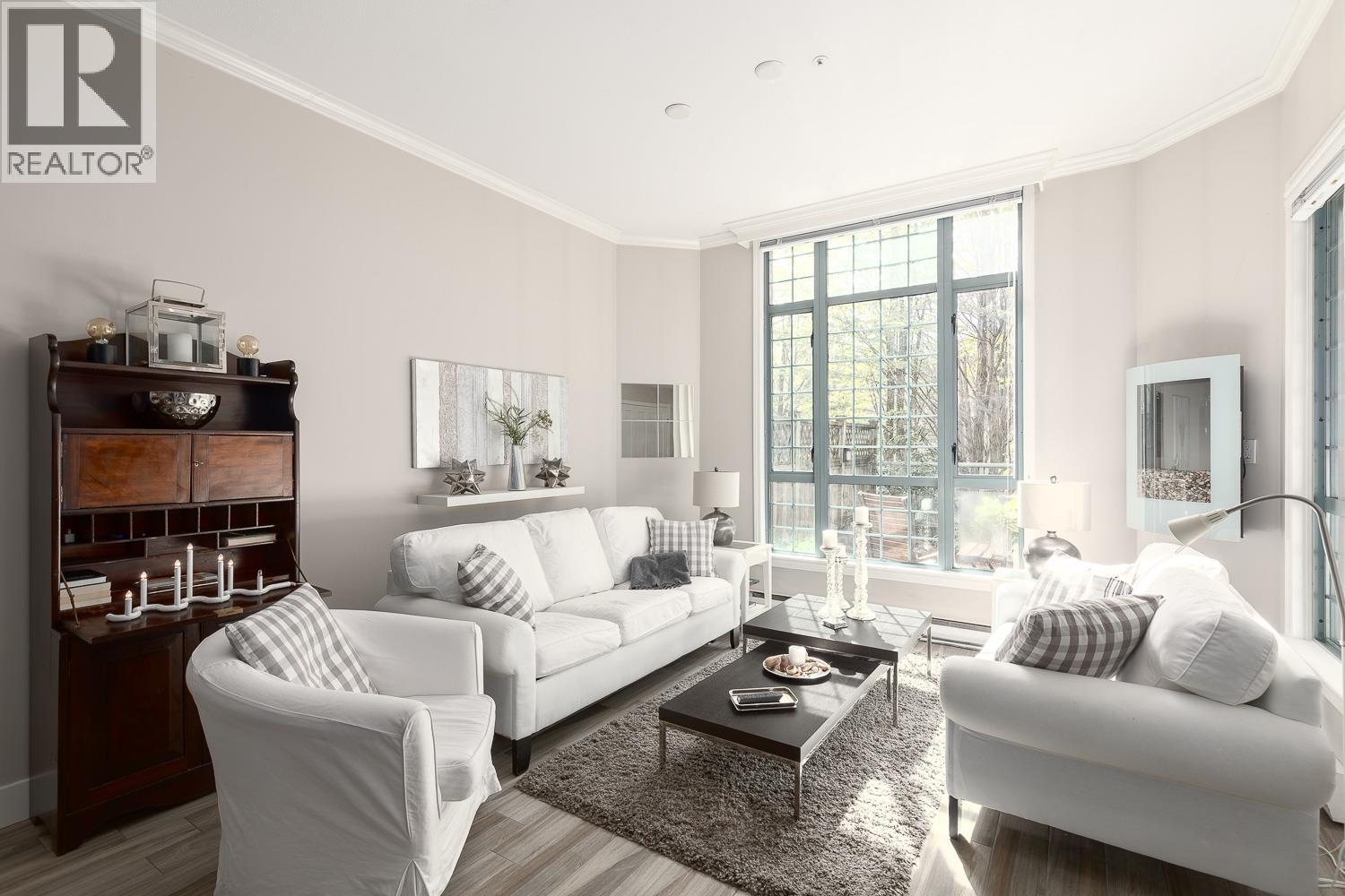 293 Smithe Street Unit 104, Vancouver, BC V6B 5W4