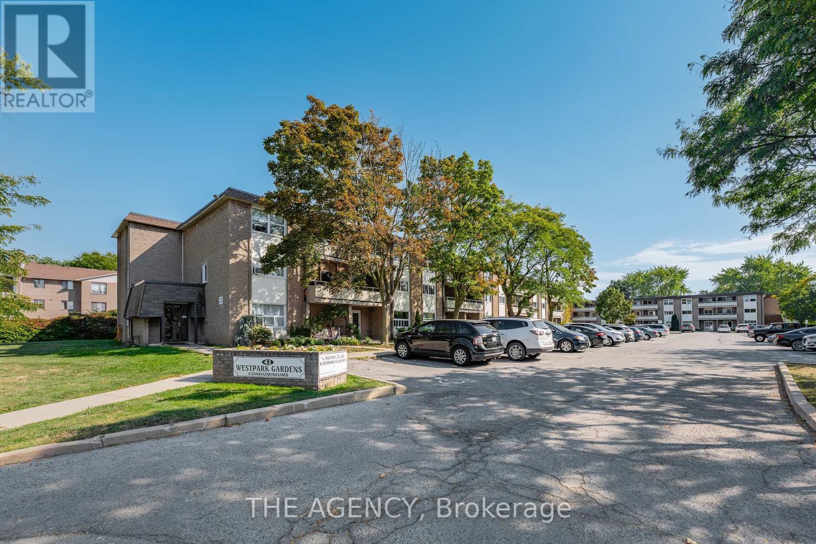 103 41 Rykert St, St. Catharines, ON L2S 3A4