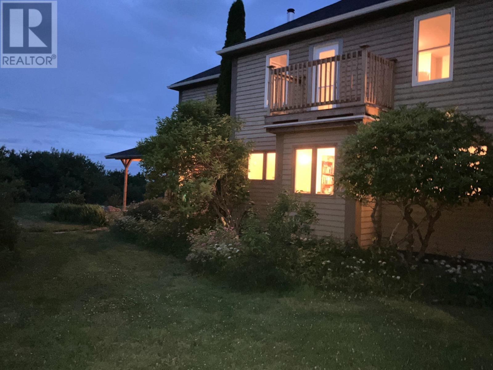 903 Feltzen South Rd, Lunenburg, NS B0J 2X0