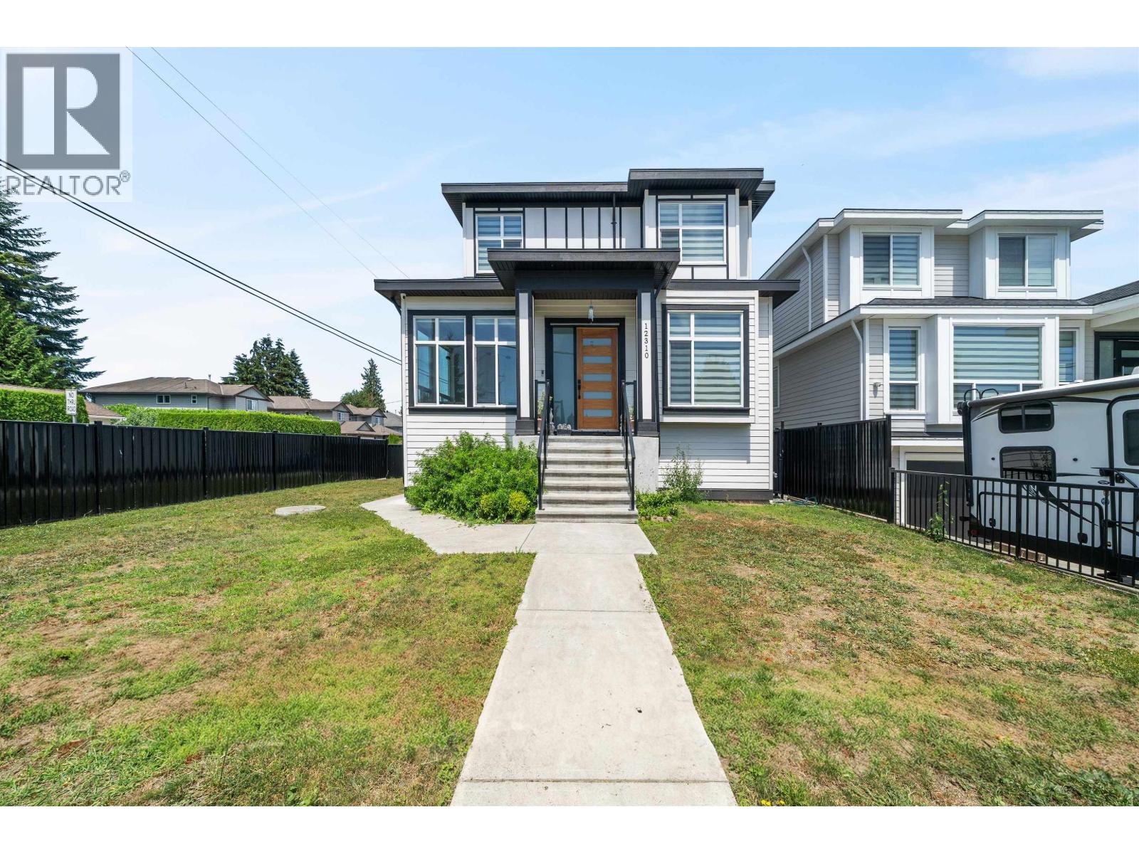 189 Street Unit 12310 #a, Pitt Meadows, BC V3Y 2H3