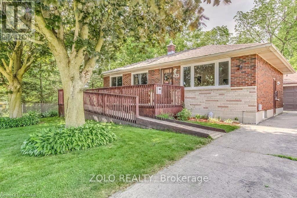 425 Henry St, Woodstock, ON N4S 1X2