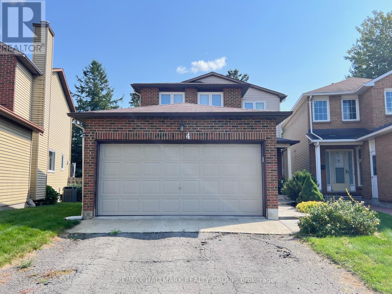 4 Cadence Gate, Ottawa, ON K2M 1G9