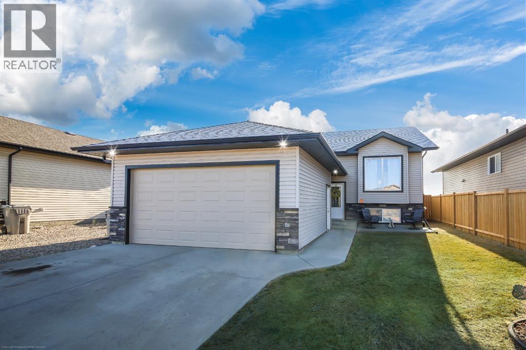 43 Avenue Unit 3207, Lloydminster, SK S9V 2E6