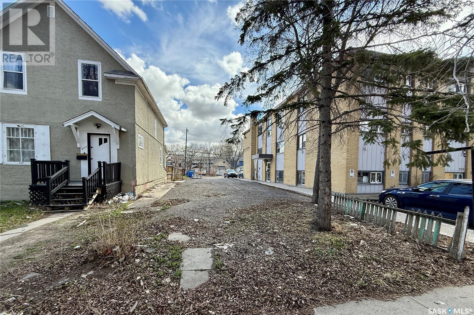 2113 Osler St, Regina, SK S4P 1W7