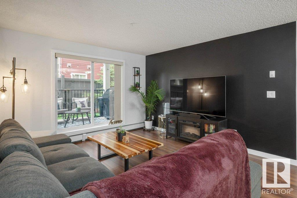 6076 Schonsee Way #138, Edmonton, AB T5Z 0K8