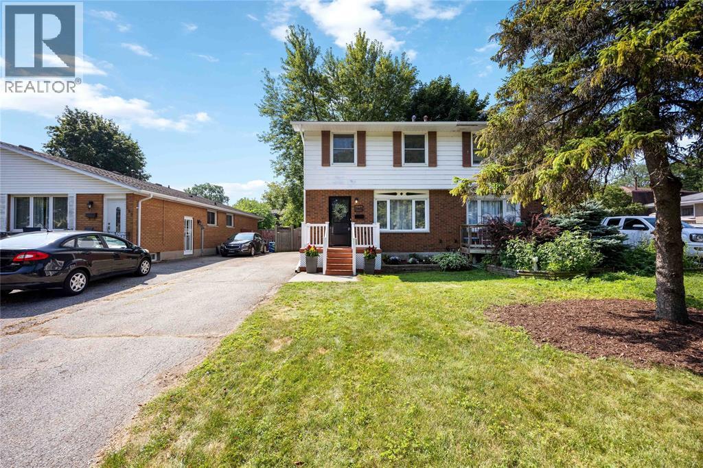 865 Montrose St, Sarnia, ON N7T 5B8