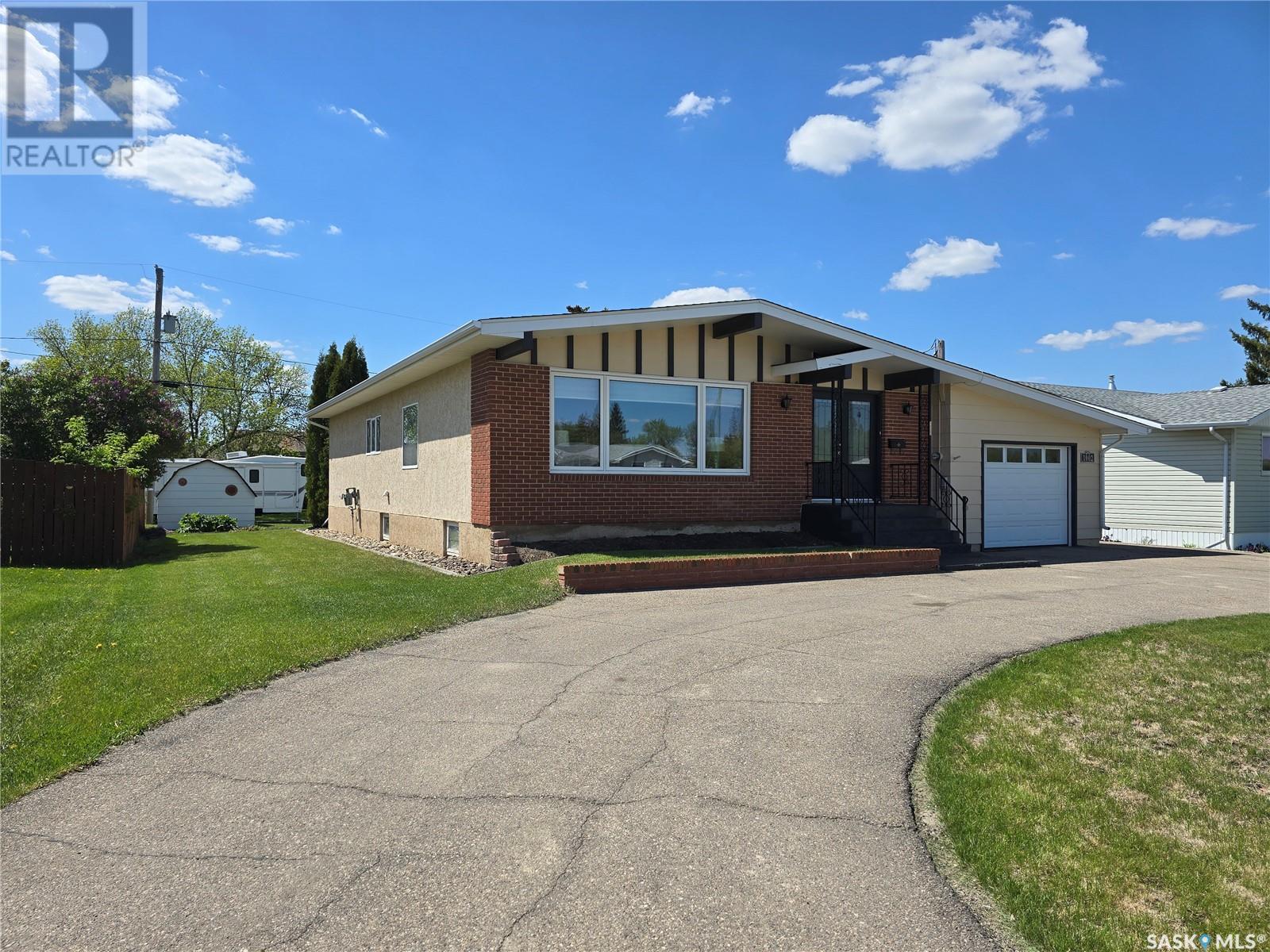 1002 Desmond St, Grenfell, SK S0G 2B0