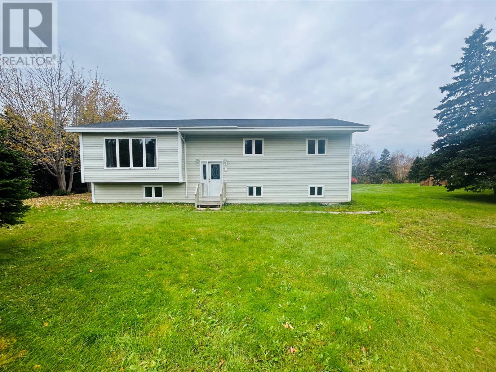 7 Hants Harbour Rd, Hant's Harbour, NL A0B 1Y0