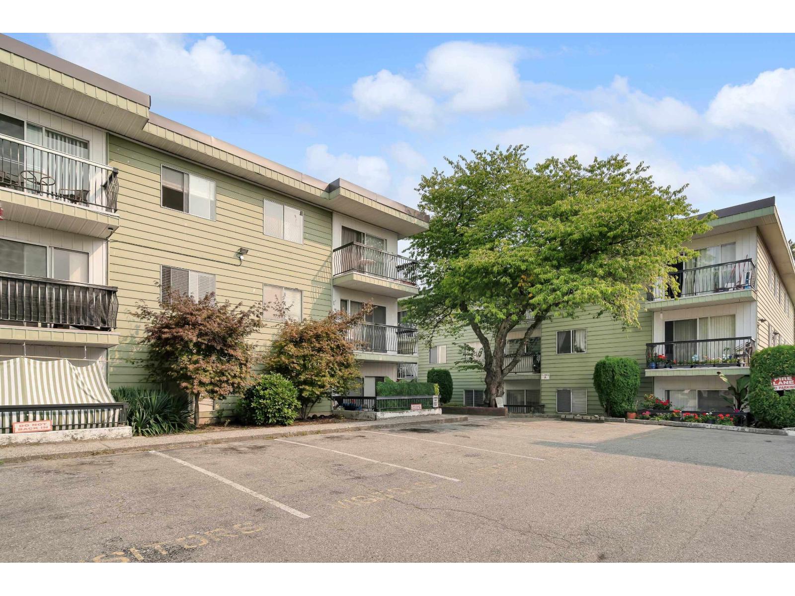 8635 120 Street Unit 212a, Delta, BC V4C 6R5
