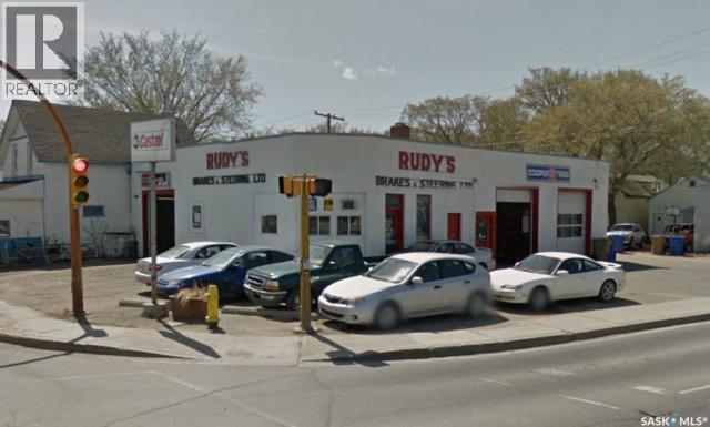 1700 Winnipeg St, Regina, SK S4P 1E9