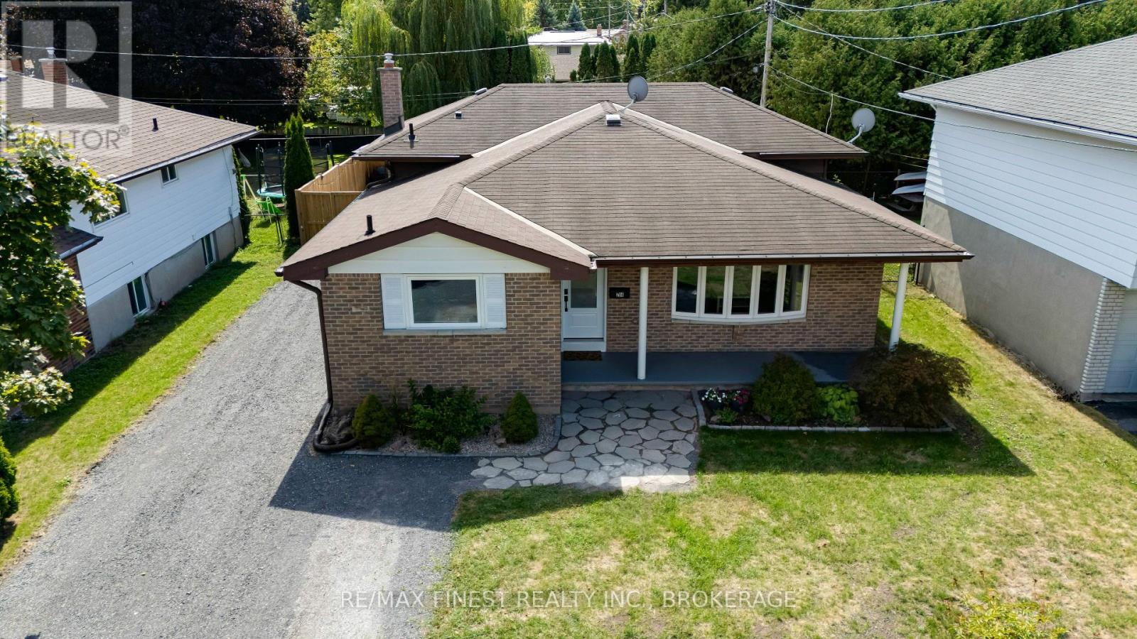 204 Queen St, Greater Napanee Greater Napanee, ON K7R 1C2