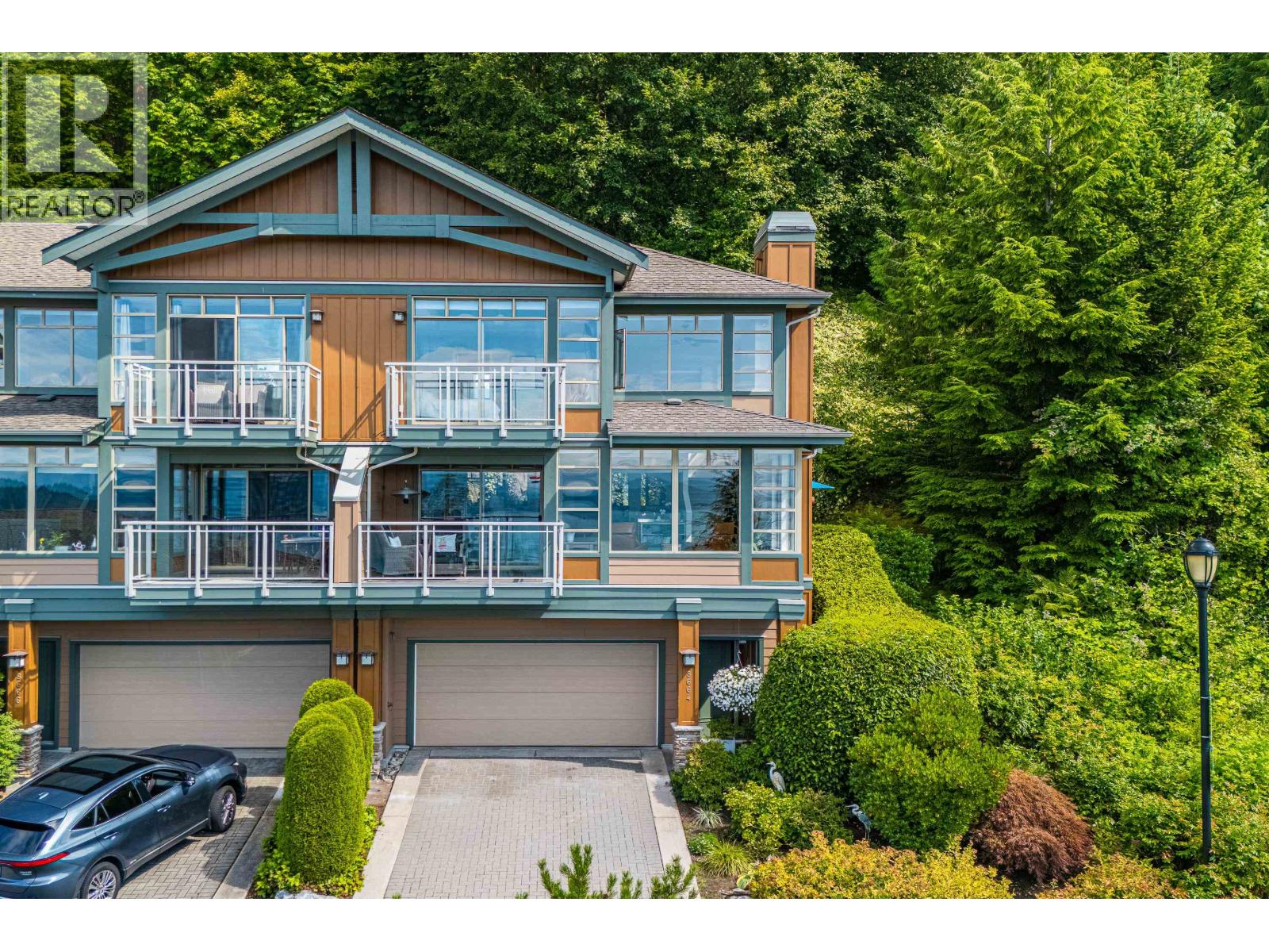 8664 Seascape Dr, West Vancouver, BC V7W 3J7