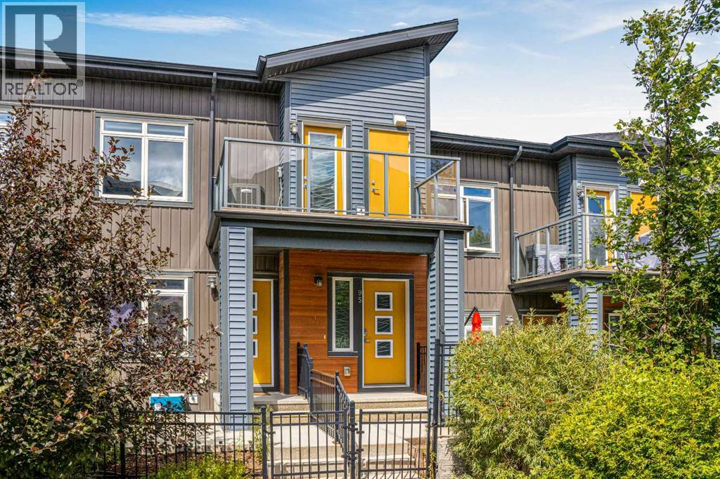 95 Sage Bluff Cir NW, Calgary, AB T3R 1T5