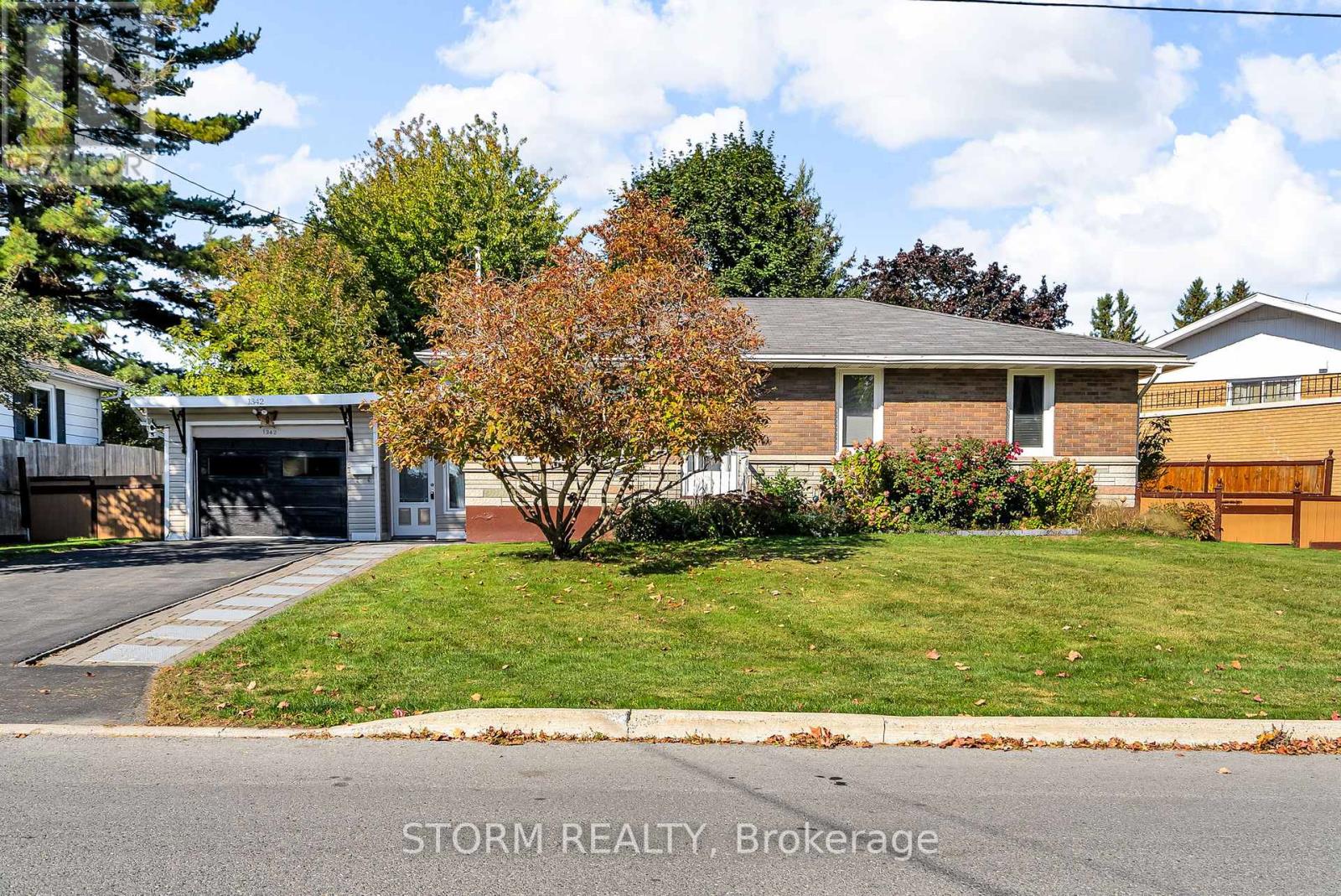 1342 Newark Ave, Cornwall, ON K6J 4X2