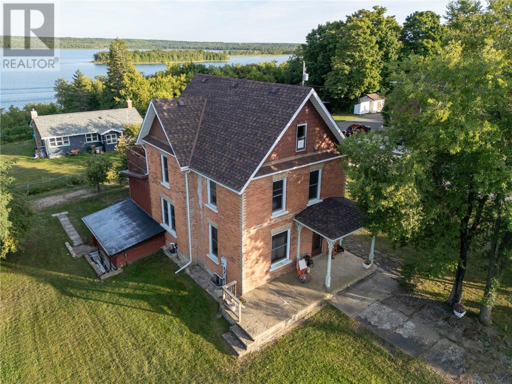 104 Arthur St, Assiginack, ON P0P 1N0