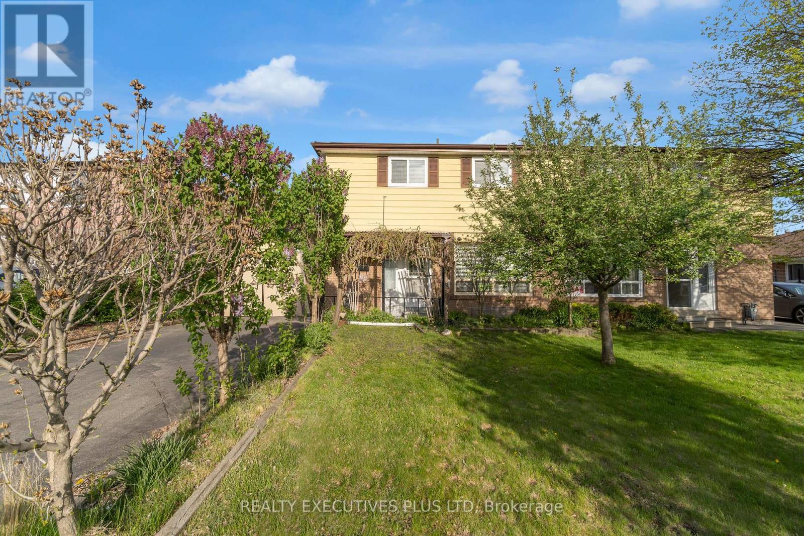57 Doncaster Dr, Brampton, ON L6T 1S8