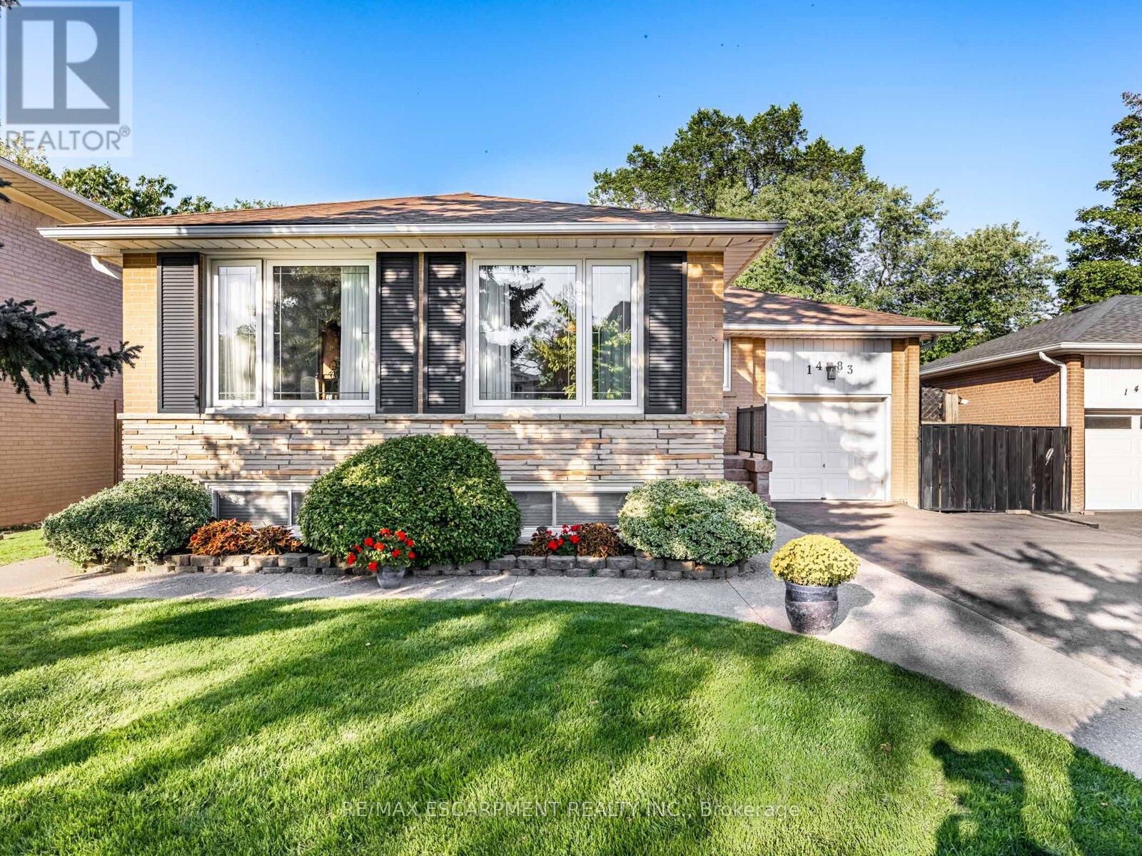 1483 Karenza Rd, Mississauga, ON L5J 3W3