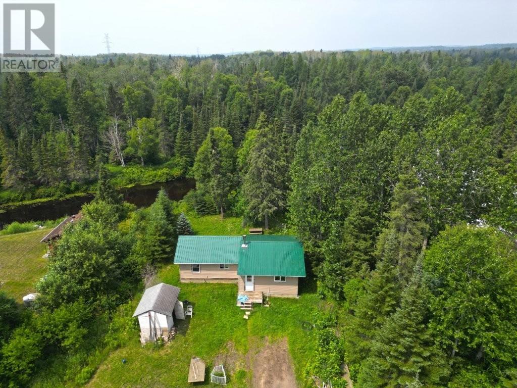 380 Isku Park Rd, Shuniah, ON P7A 0P1