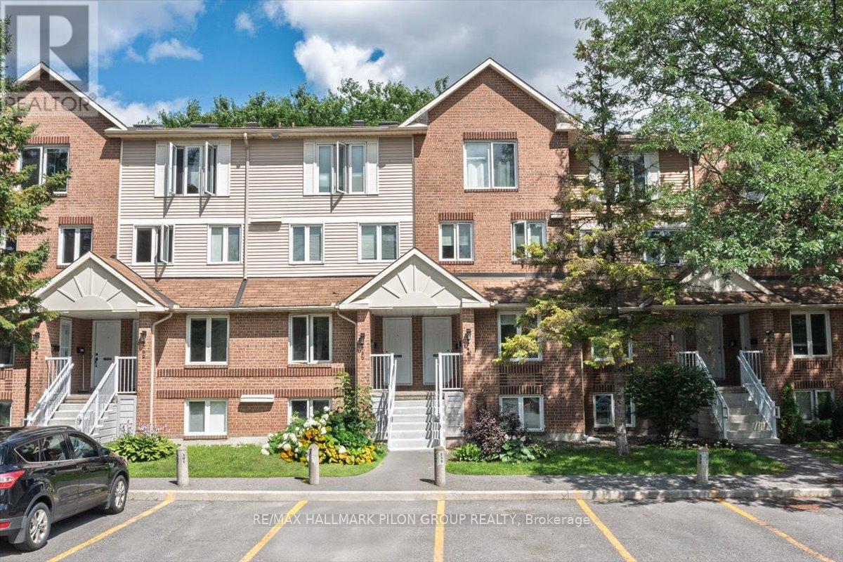 6748 Jeanne-darc Blvd A Blvd, Ottawa, ON K1C 2J1