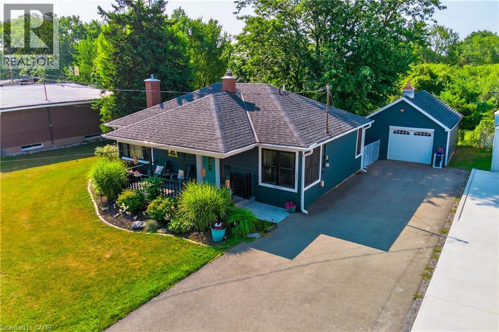 1353 Orchard Ave, Fort Erie, ON L2A 3E5