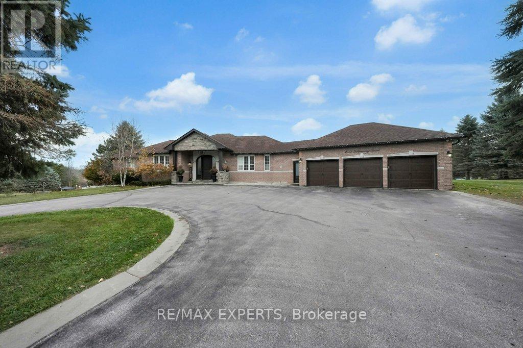 105 Kilkenny Trl, Bradford West Gwillimbury, ON L3Z 3C5