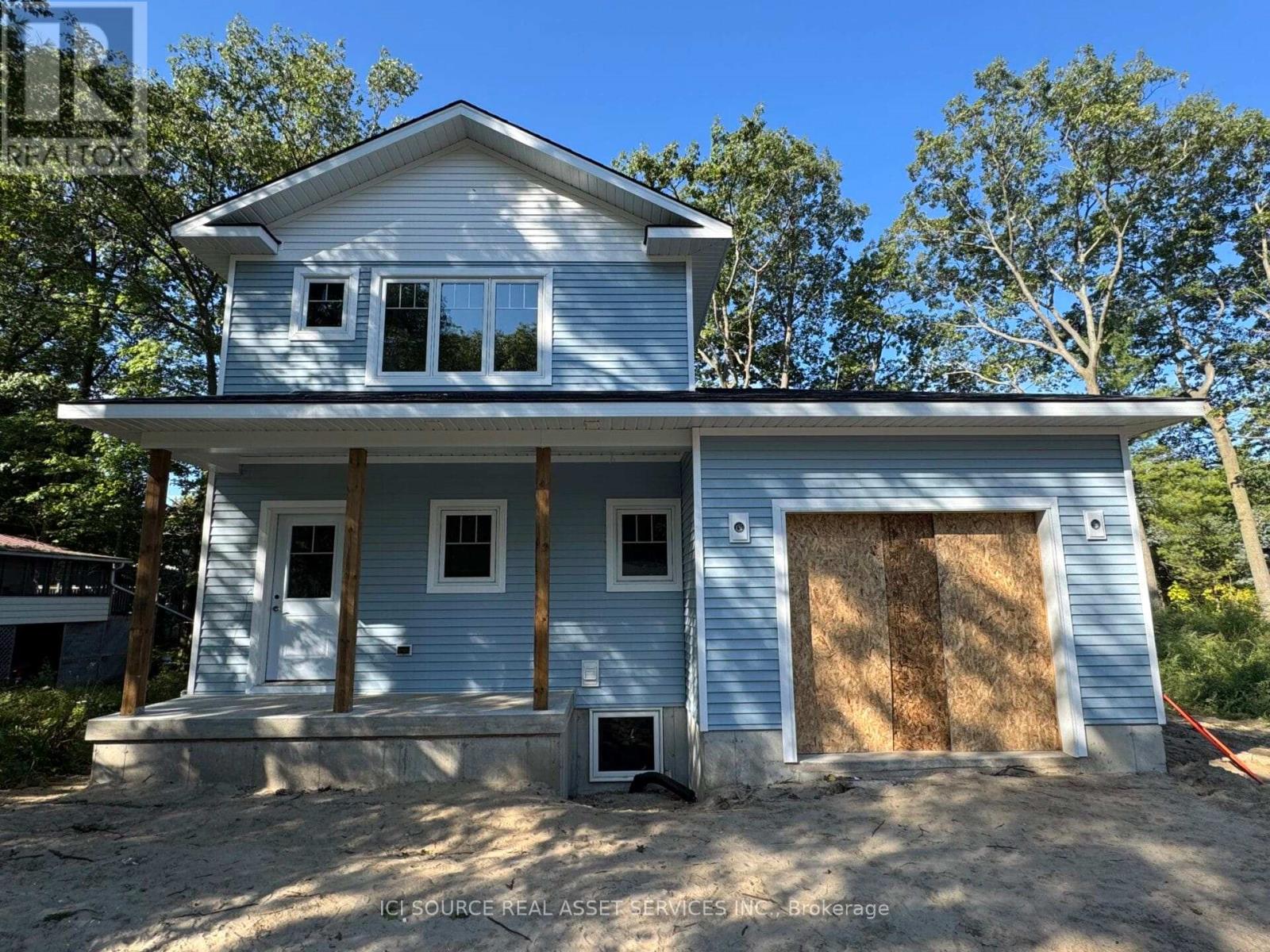 10 Frederick Dr, Wasaga Beach, ON L9Z 1P1