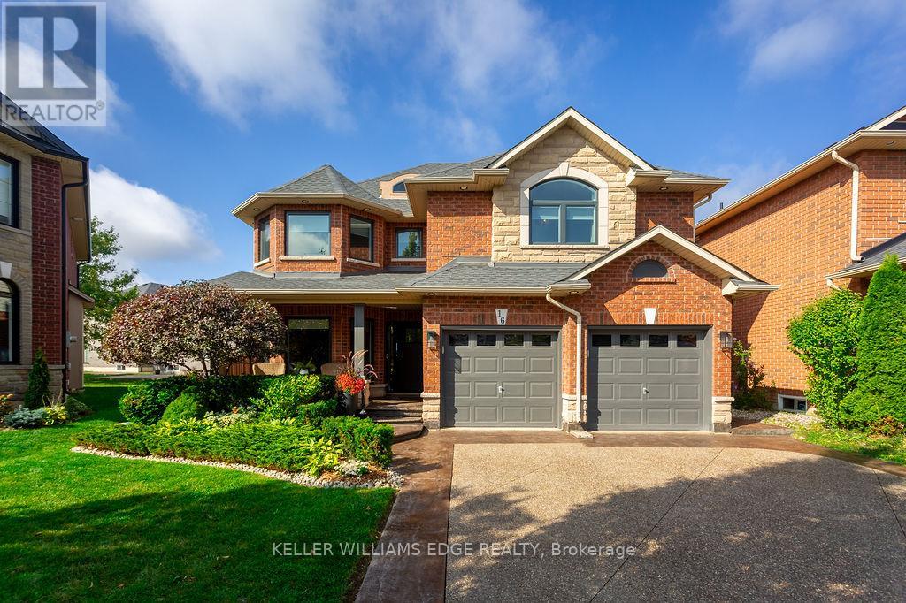 16 Edgecroft Cres, Hamilton, ON L8J 3Y6