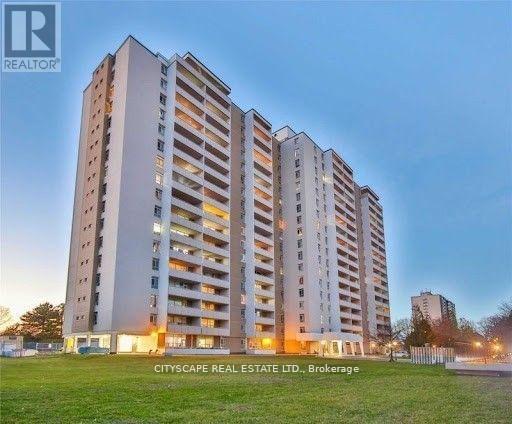 706 2550 Pharmacy Ave, Toronto, ON M1W 1H9