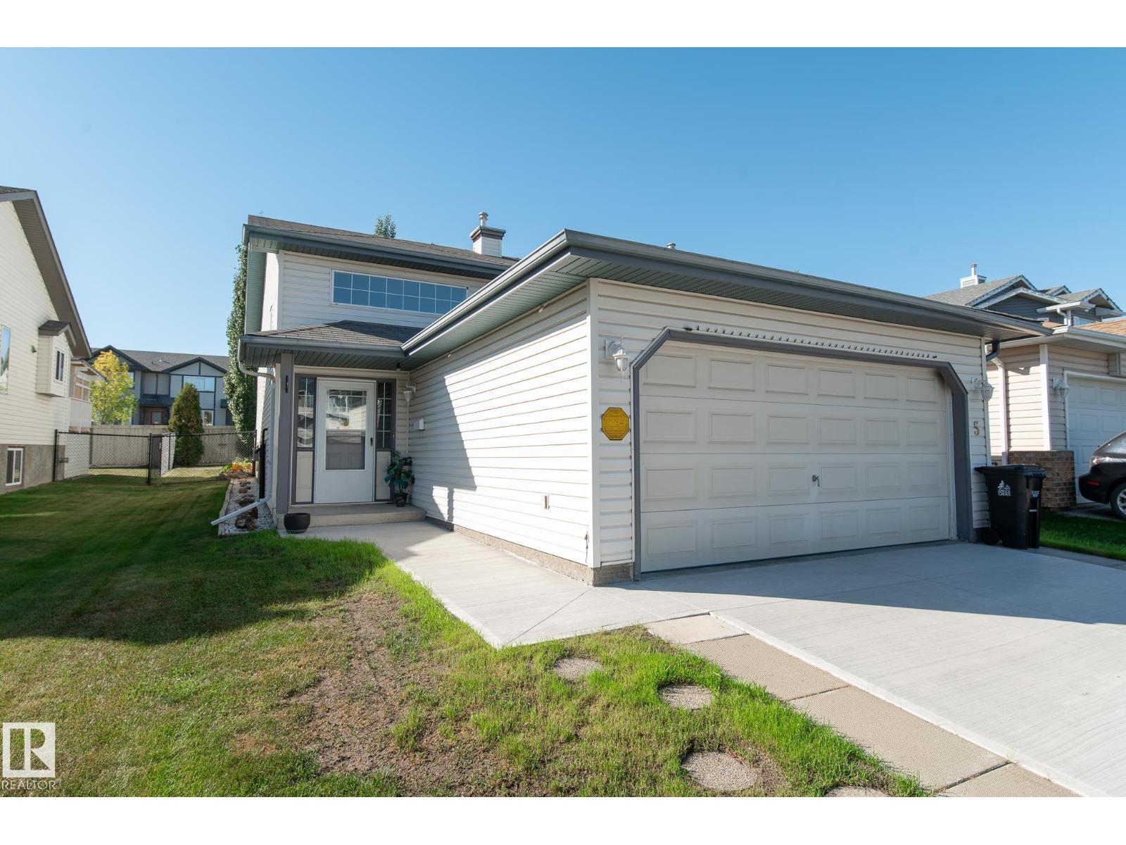 5 Langley Cr, Spruce Grove, AB T7X 4A7