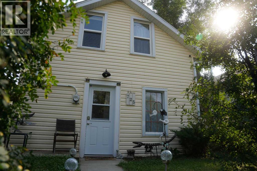 2 Avenue W Unit 725, Drumheller, AB T0J 0Y3