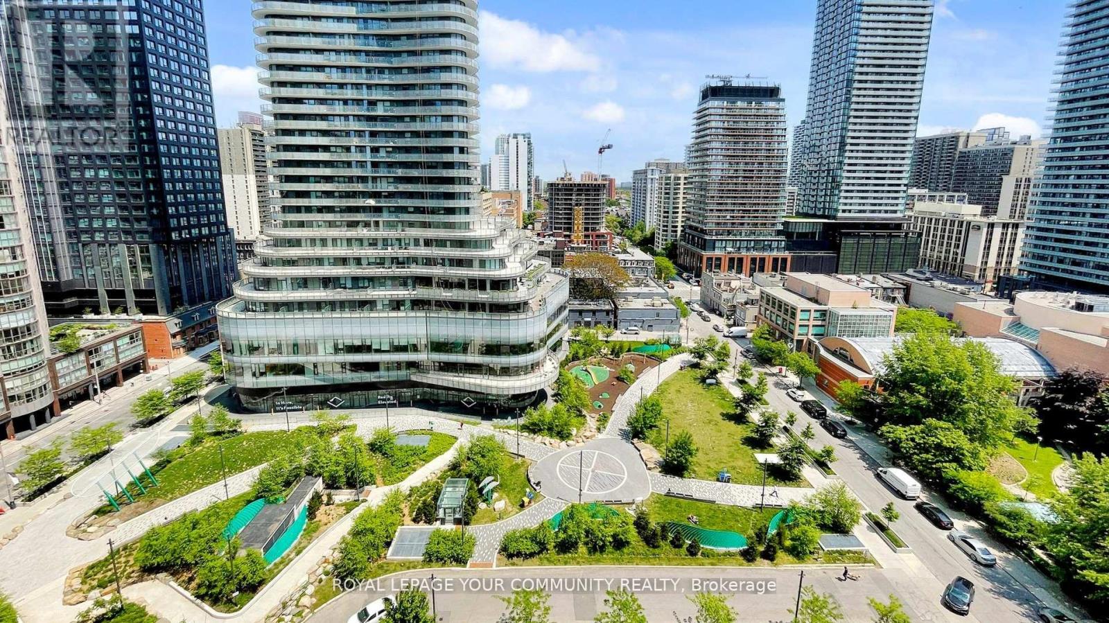 1609 909 Bay St, Toronto, ON M5S 3G2