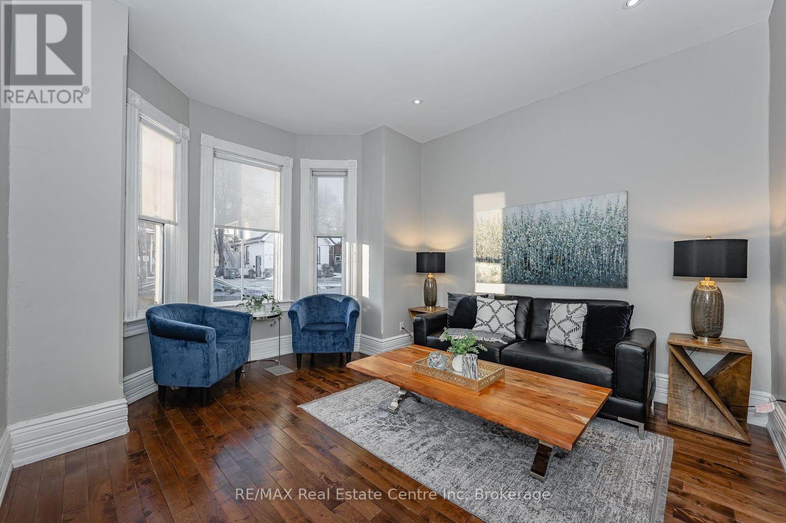 103 Surrey St E, Guelph, ON N1H 3P7