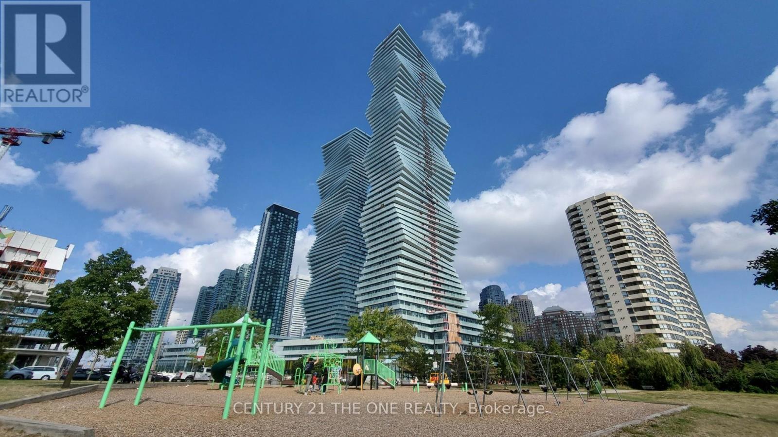 4803 3883 Quartz Rd, Mississauga, ON L5B 0M4