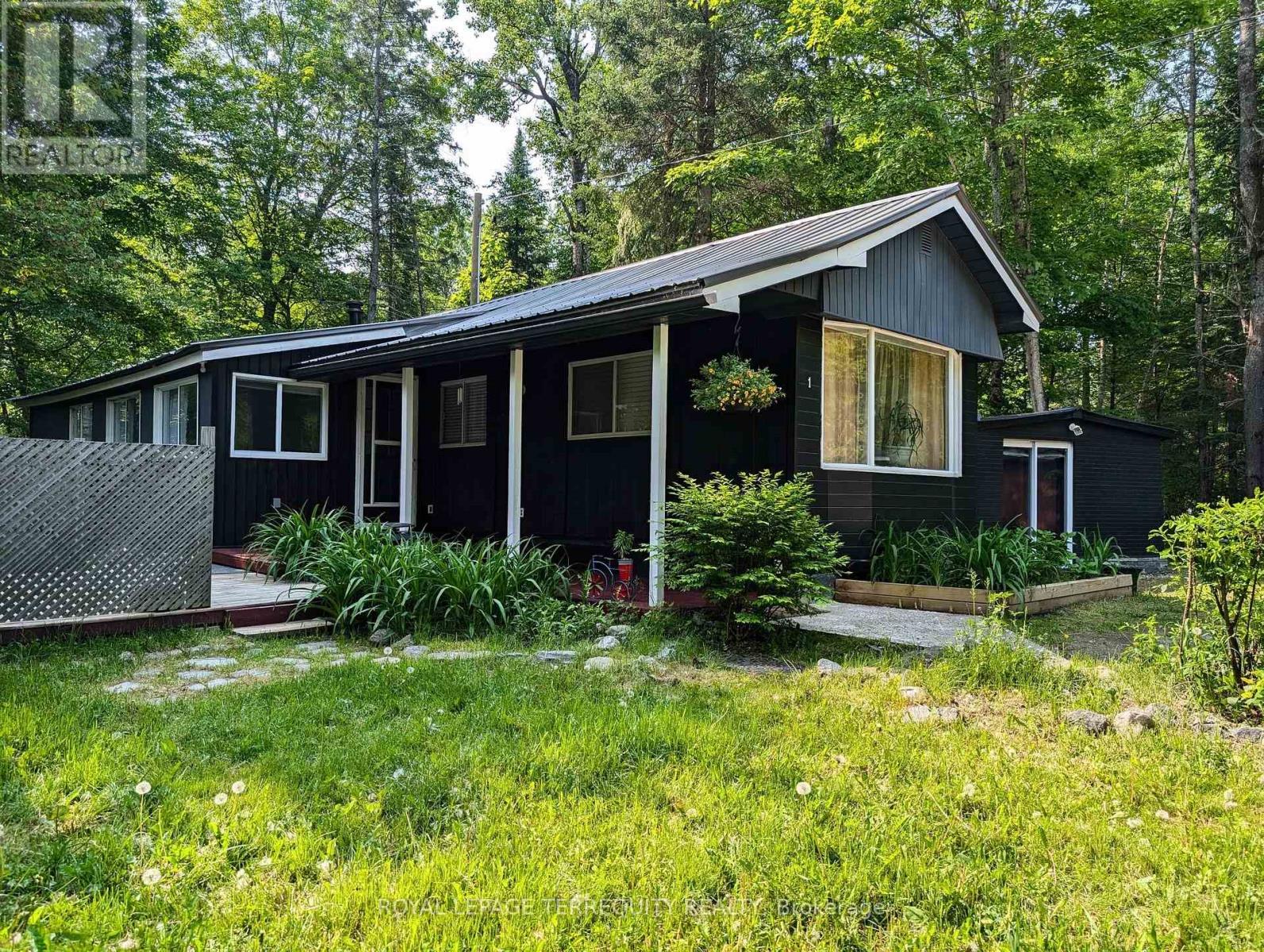 6 1 Mount Vernon Trl, Huntsville, ON P1H 1N6