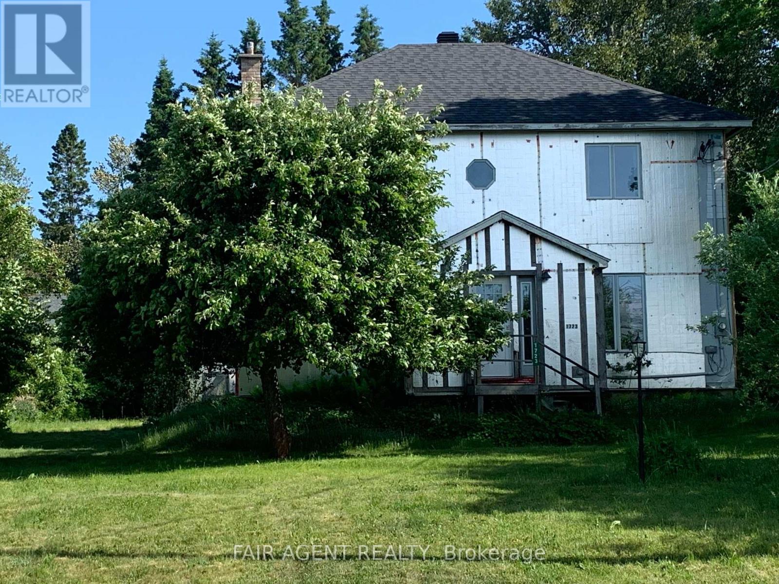 1723 Lucy St, St. Joseph, ON P0R 1J0