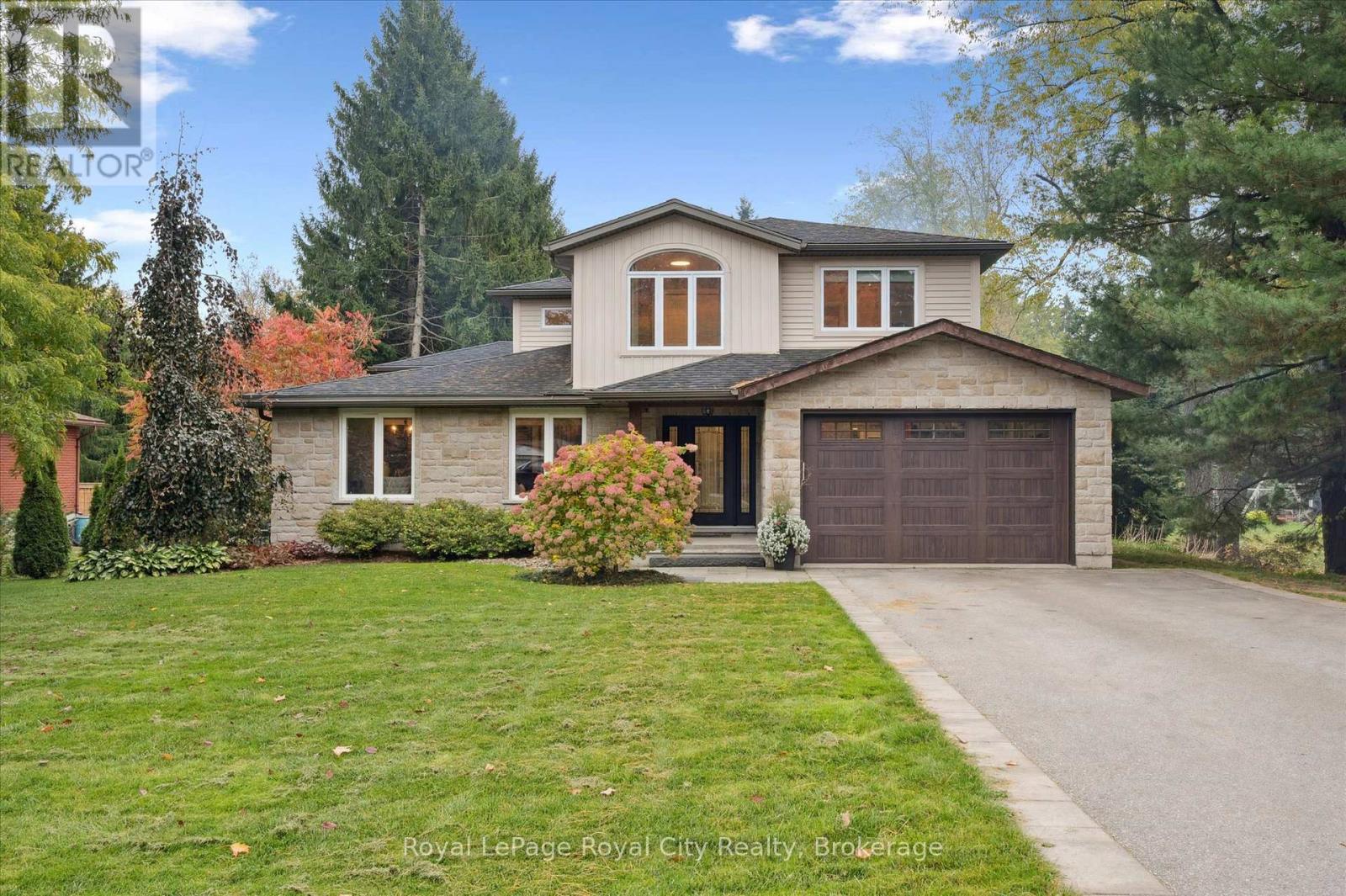 45 Sideroad 18, Centre Wellington, ON N1M 2W3