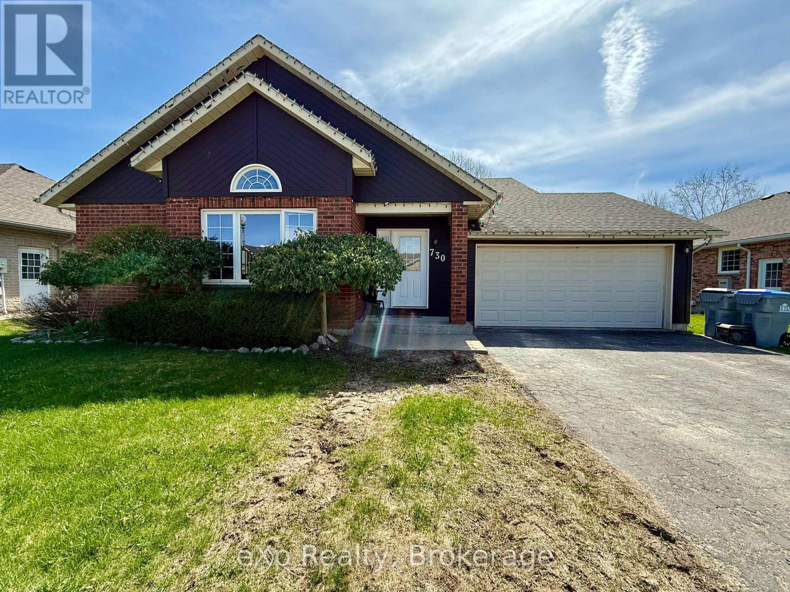 730 Scott St W, North Perth, ON N4W 1J5