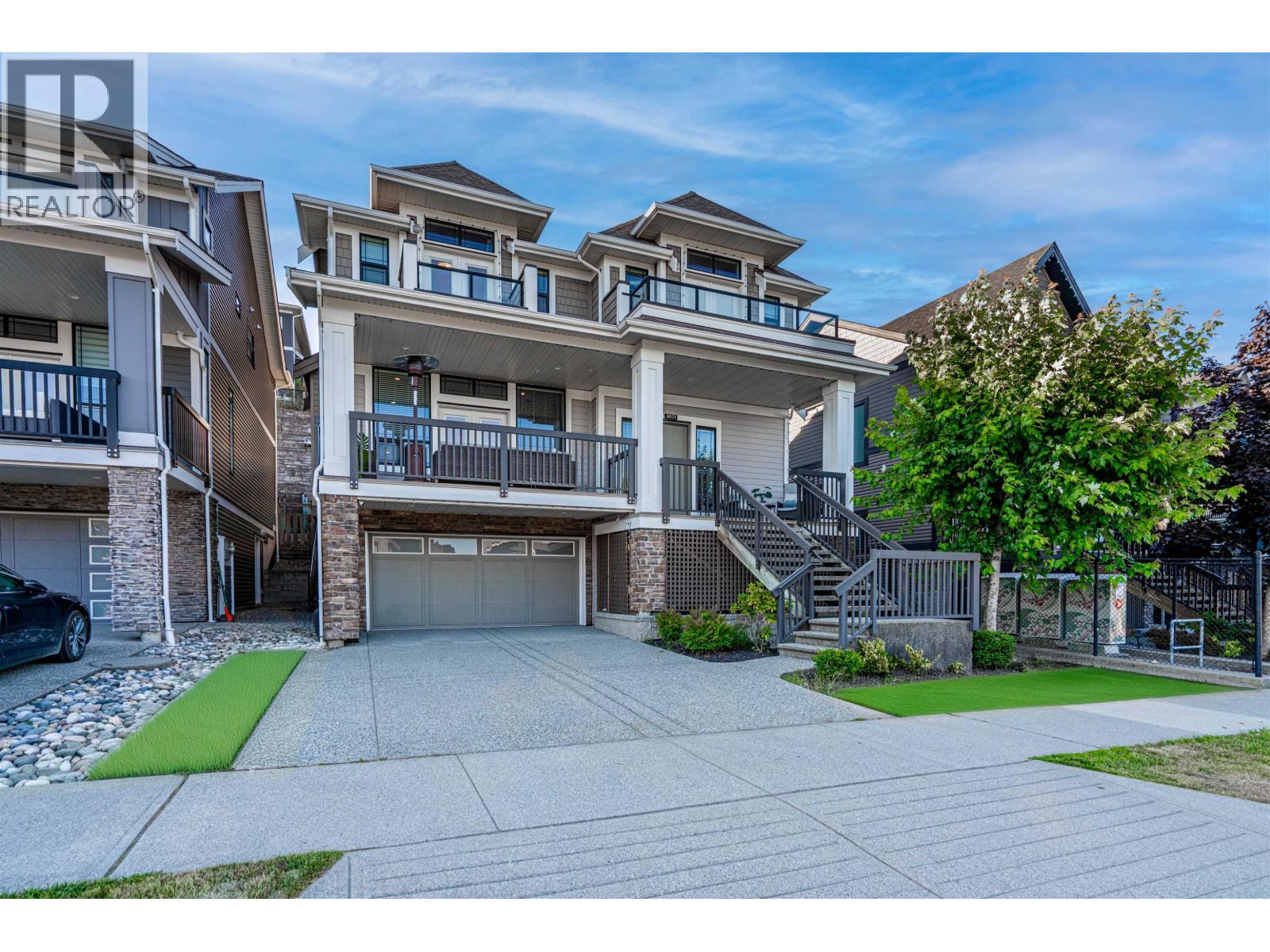 3571 Sheffield Ave, Coquitlam, BC V3E 0M4