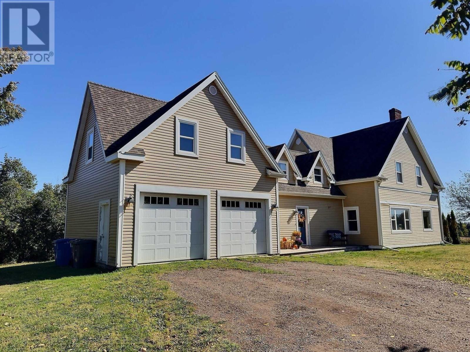 203 Hyde Point Rd, Meadowbank, PE C0A 1H1