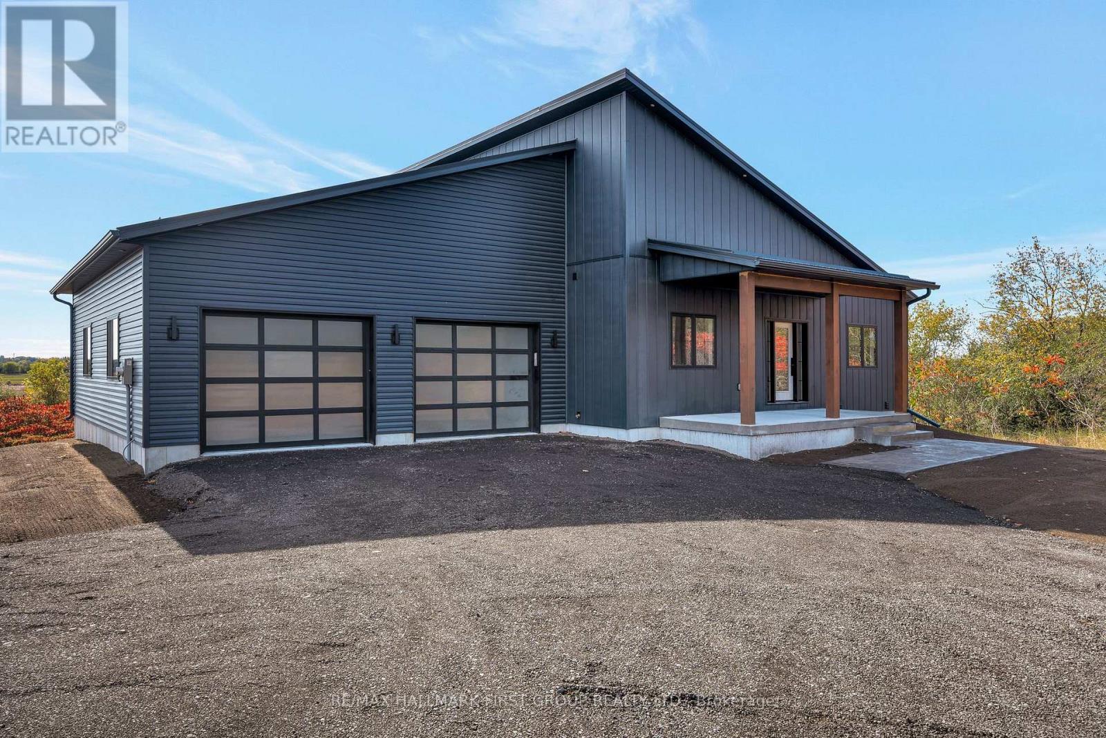 19115 Loyalist Pkwy, Prince Edward County Hillier Ward, ON K0K 1T0