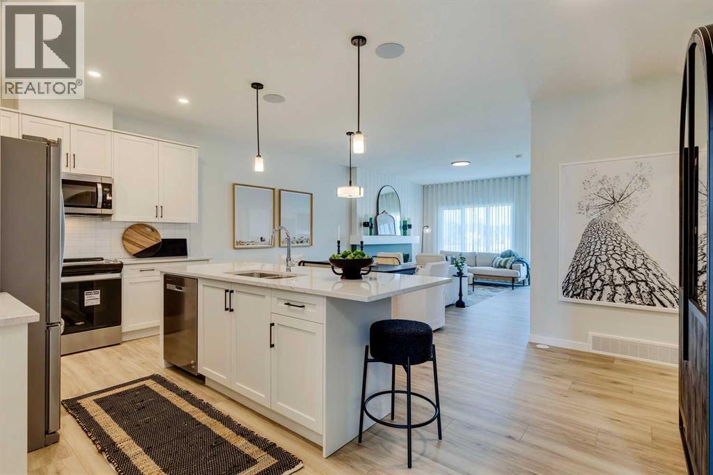 136 Wolf Hollow Mnr SE, Calgary, AB T2X 5R9
