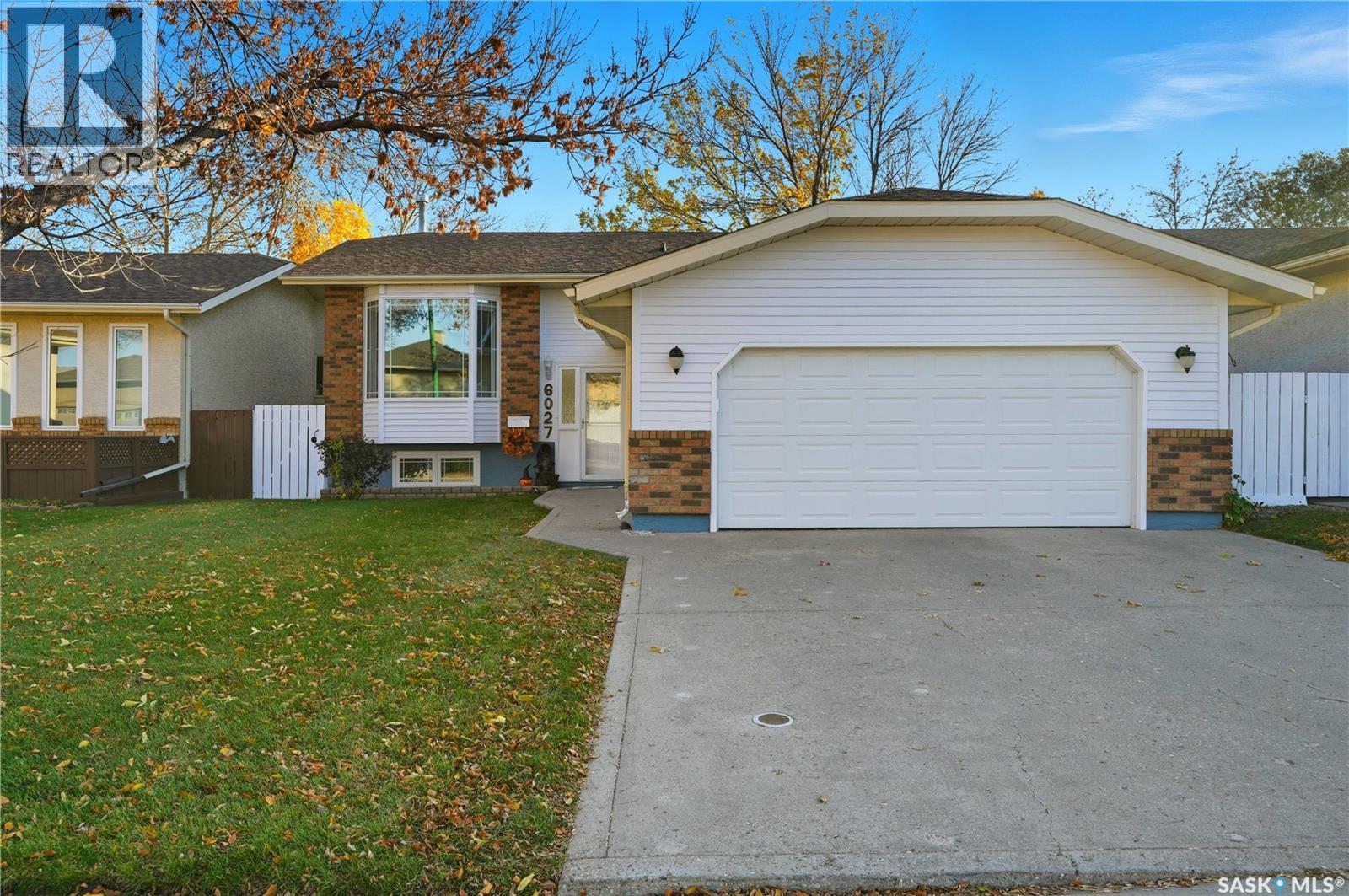 6027 Ehrle Cres, Regina, SK S4X 4E6