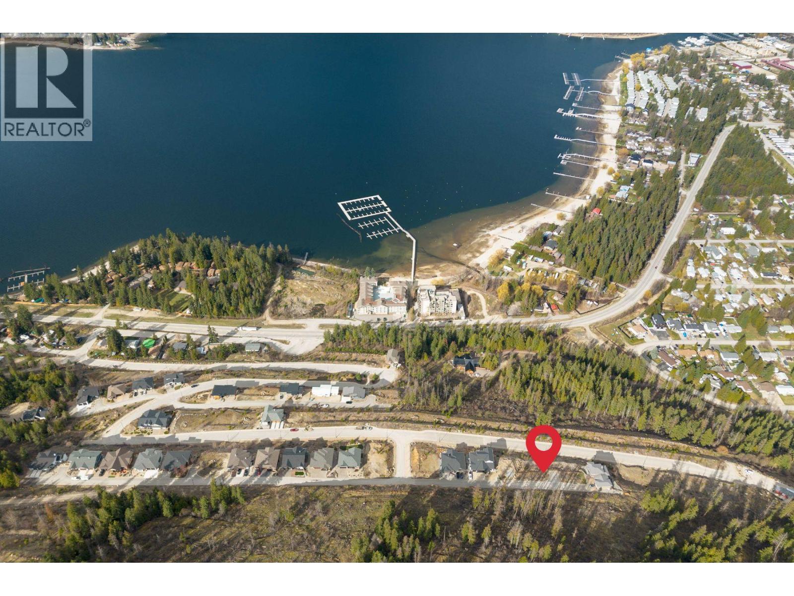 266 Sunset Dr, Sicamous, BC V0E 2V1