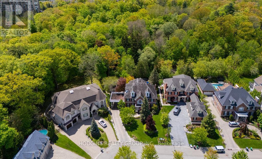 3264 Barchester Ct, Mississauga, ON L5L 5Z1