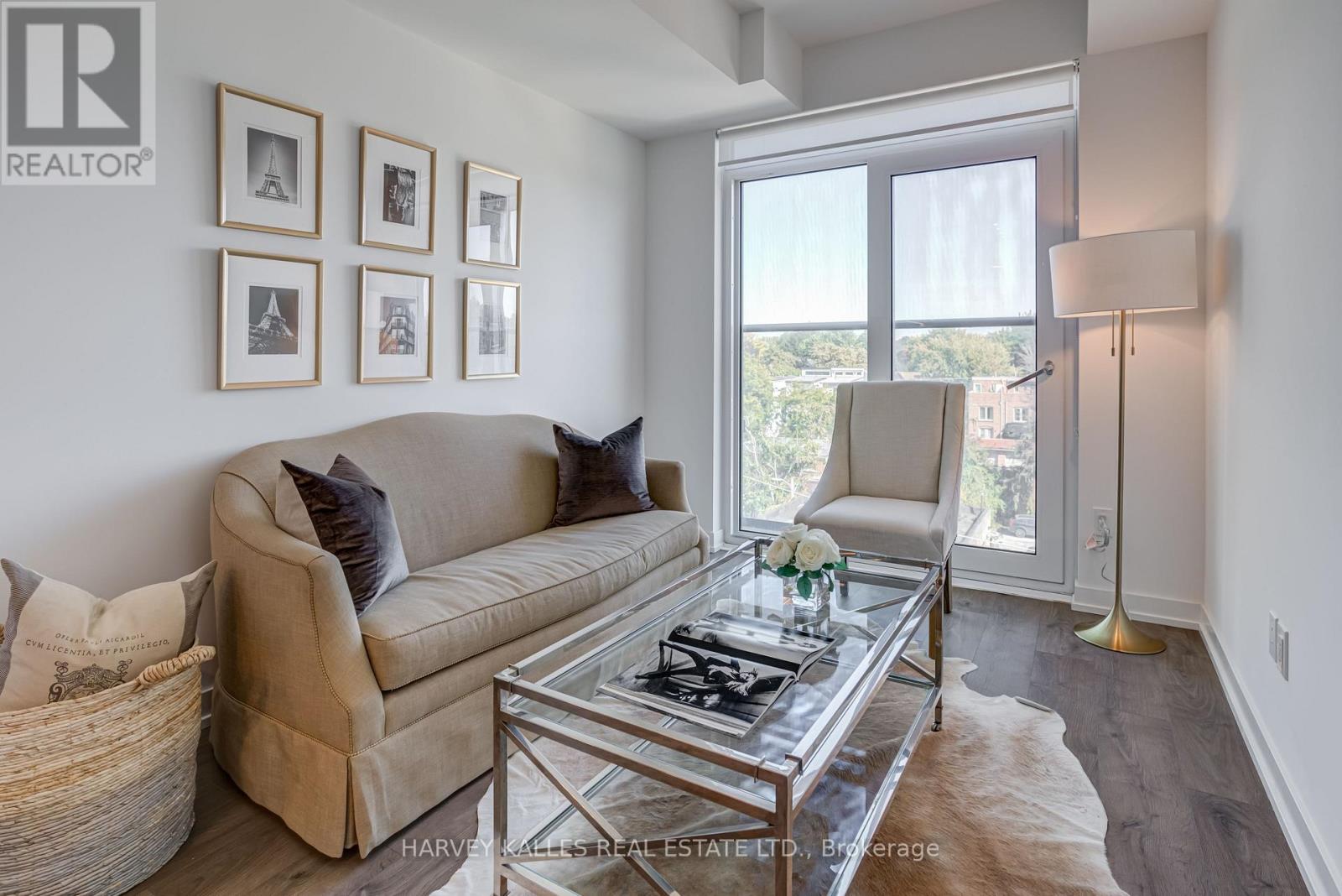 541 150 Logan Ave, Toronto, ON M4M 0E4