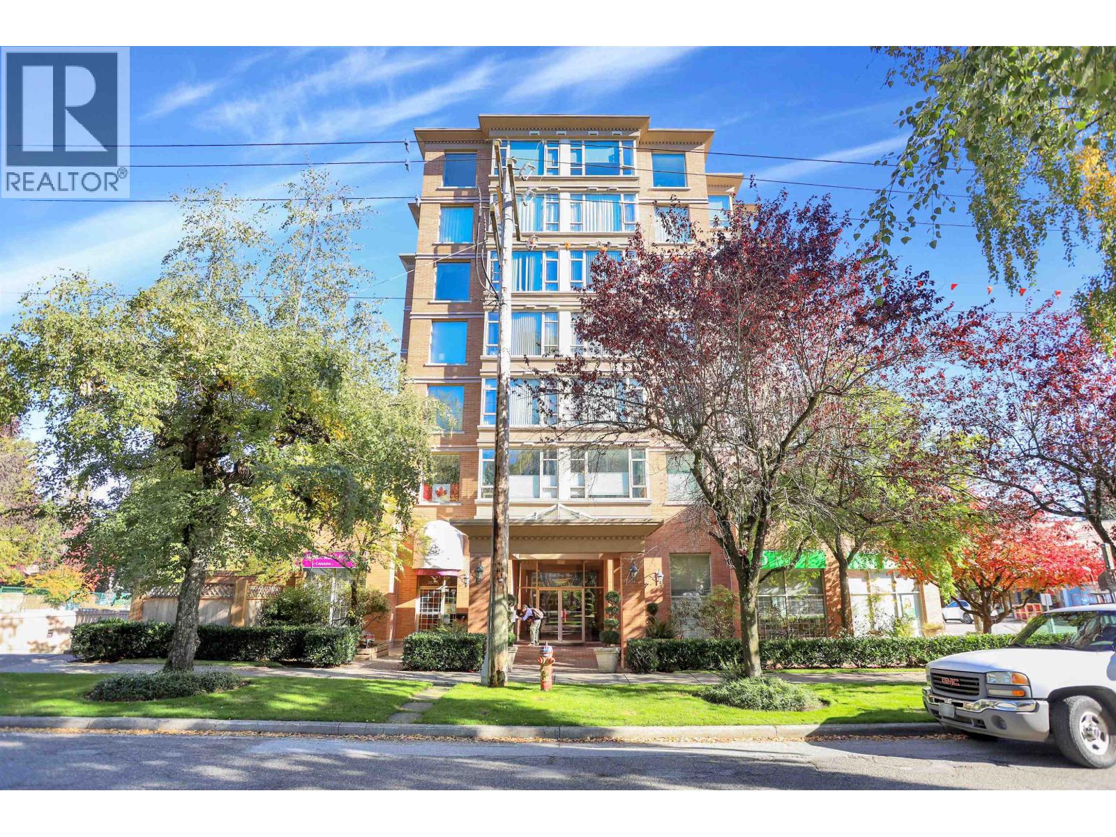 2580 Tolmie Street Unit 403, Vancouver, BC V6R 4R4