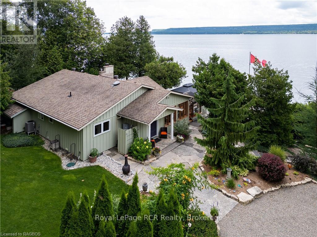 2 1st Street South, South Bruce Peninsula, ON N0H 2T0