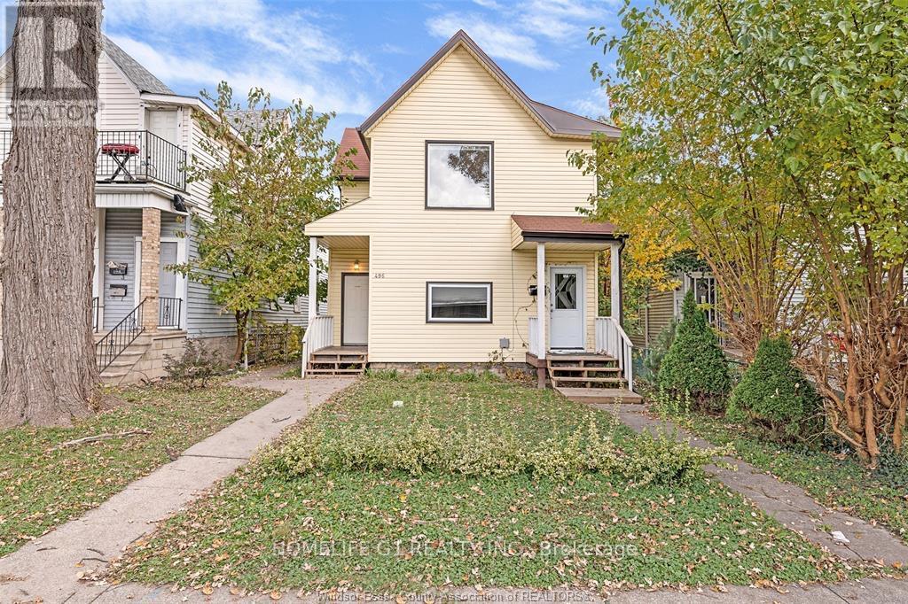 496 Caron Ave, Windsor, ON N9A 5B4