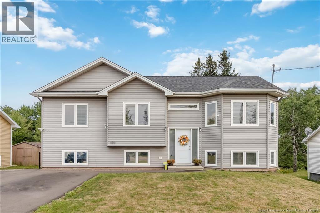 686-688 Chartersville Rd, Dieppe, NB E1A 1K8